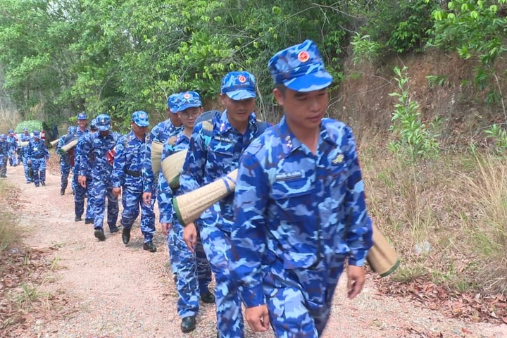 BTL Vùng Cảnh sát biển 4 rút kinh nghiệm công tác chuẩn bị, tổ chức lễ ra quân huấn luyện