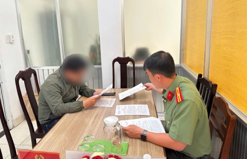 Xử phạt 10 triệu đồng vì không thông báo sử dụng tên miền quốc tế