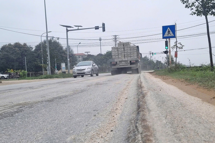 Đường 35m xuống cấp nghiêm trọng – tiềm ẩn nhiều nguy cơ TNGT