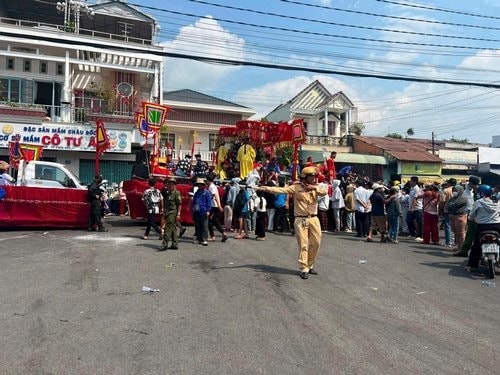 Công an tỉnh An Giang tham gia bảo vệ lễ đón bằng công nhận của UNESCO