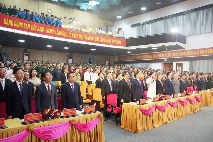 Xây dựng Huế phát triển bền vững, mang đậm bản sắc văn hóa Huế