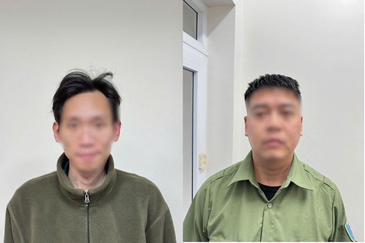 Hai bảo vệ tiếp tay tuồn than ra ngoài trái phép