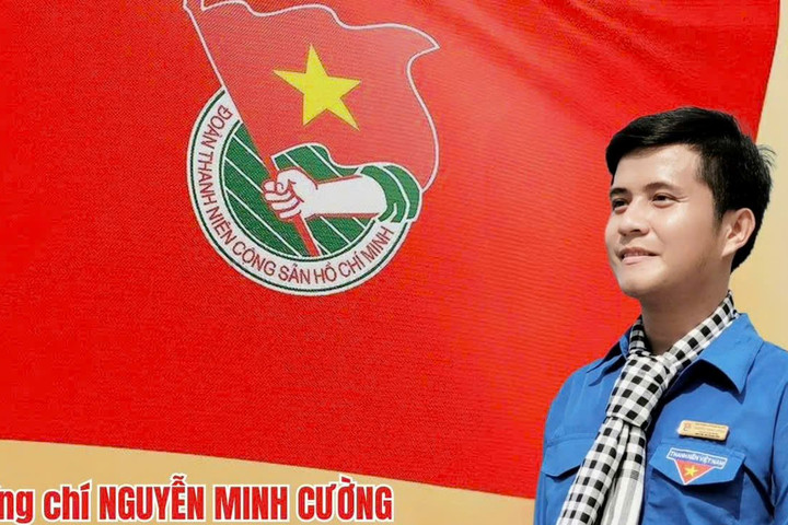 Thầy giáo trẻ tràn đầy nhiệt huyết với công tác Đoàn