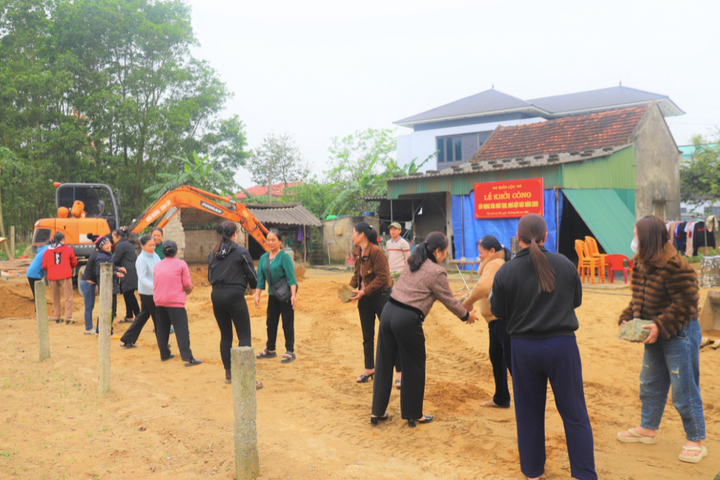 Hướng tới cuộc sống an cư, bền vững