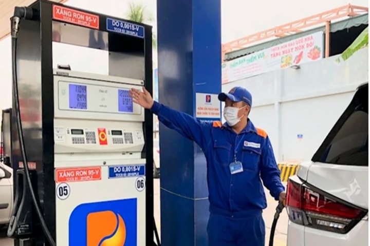 Giá xăng dầu ngày 5/4: Tiếp tục đà giảm