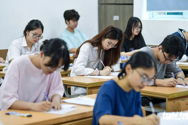 Thi tốt nghiệp THPT 2025: Tăng thêm khoảng 40.000 thí sinh