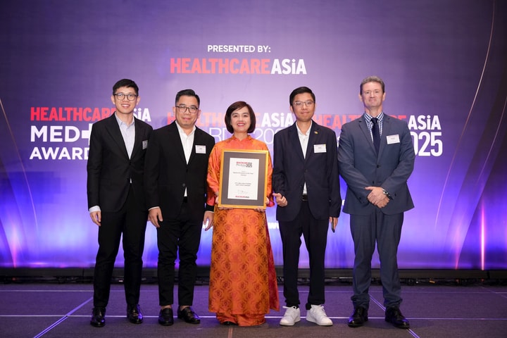 FPT Long Châu thắng giải đổi mới sáng tạo của năm tại Healthcare Asia Pharma Awards 2025