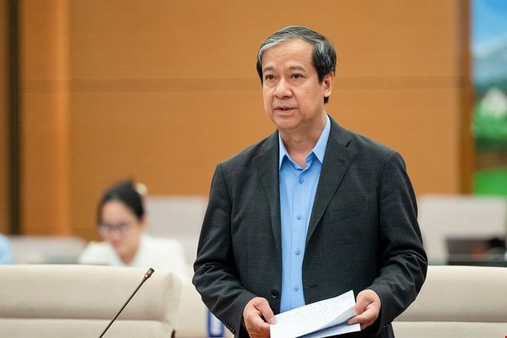 Đề nghị phổ cập giáo dục mầm non cho trẻ từ 3 đến 5 tuổi