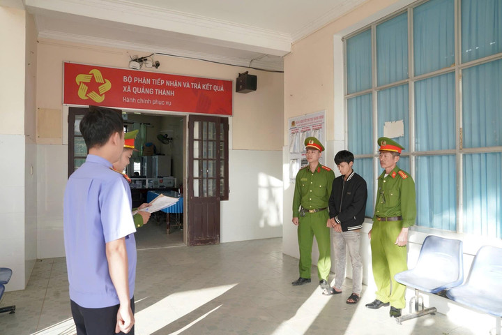 Khởi tố đối tượng trộm xe máy