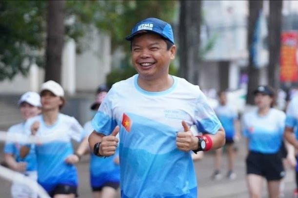 Chạy... “vì bình yên biên giới, vì mái ấm cho người nghèo”