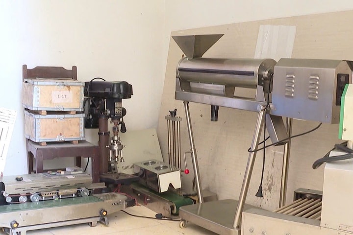 Cơ quan chức năng “điểm danh” nhiều quầy thuốc bán thuốc giả