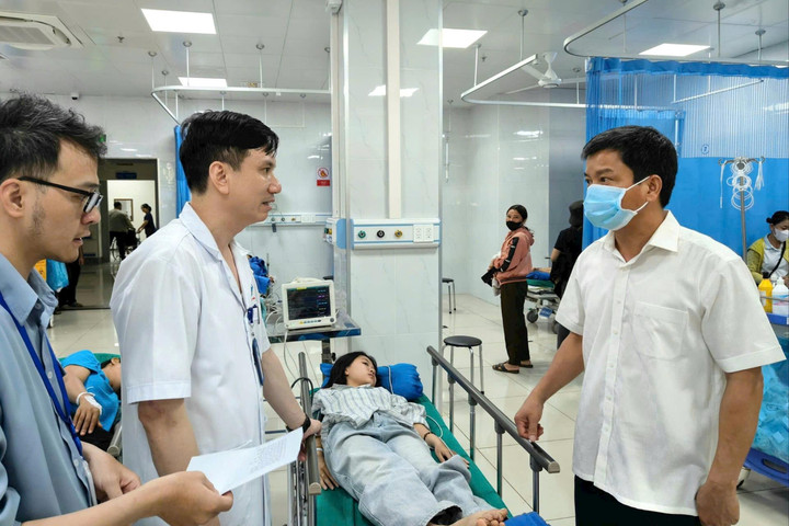Vụ xe chở học sinh gặp nạn ở Gia Lai: 21 người nhập viện, Sở Y tế ra văn bản khẩn