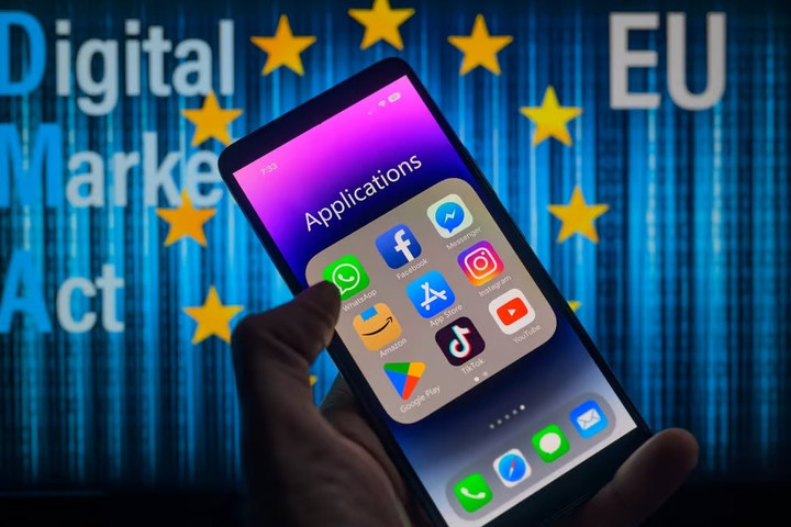 EU phạt Apple 500 triệu euro và Meta 200 triệu euro