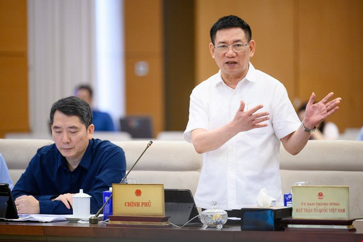 Chi 170.000 tỷ cho cán bộ thuộc diện tinh gọn bộ máy