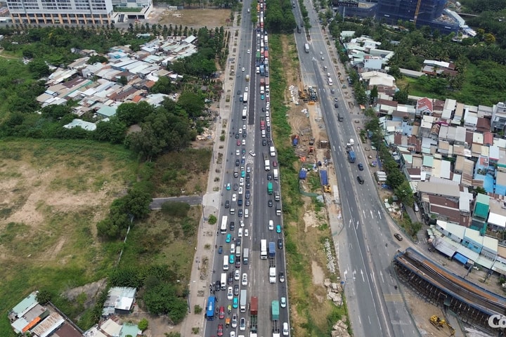 TP. HCM cấm xe tải vào nội đô phục vụ Đại lễ 30/4