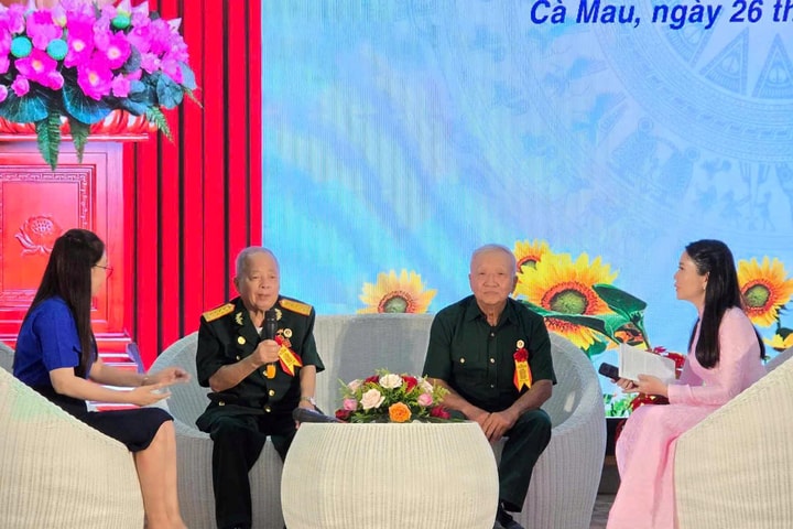 Họp mặt kỷ niệm 50 năm Ngày Giải phóng miền Nam, thống nhất đất nước