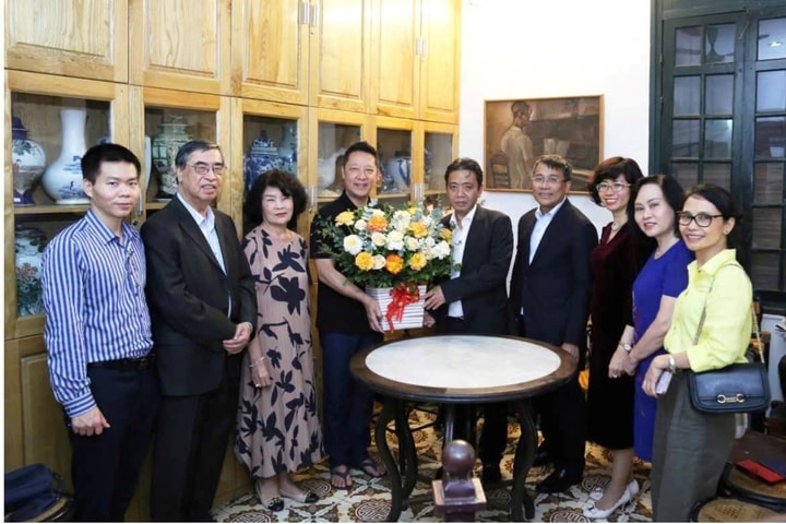 Ủy ban Quốc gia UNESCO Việt Nam chúc mừng Bộ sưu tập của nhạc sĩ Hoàng Vân được ghi danh