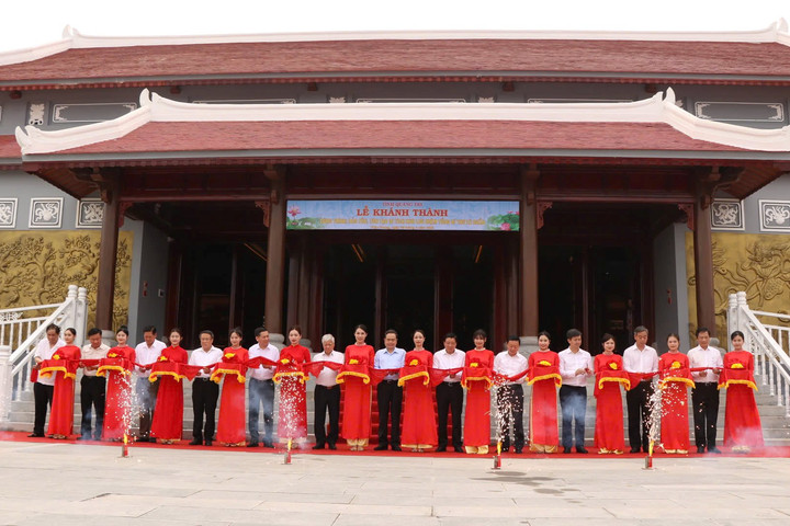 Chủ tịch Quốc hội dự lễ khánh thành Khu lưu niệm Tổng Bí thư Lê Duẩn