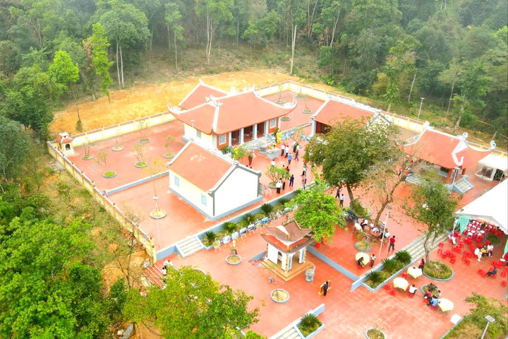 Khánh thành Đền thờ Anh hùng liệt sĩ tại hồ Kẻ Gỗ