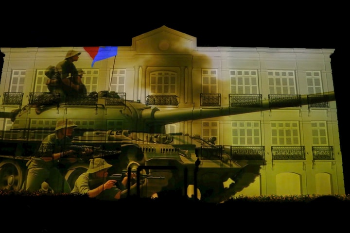 Hành trình nửa thế kỷ nhìn từ một khung hình