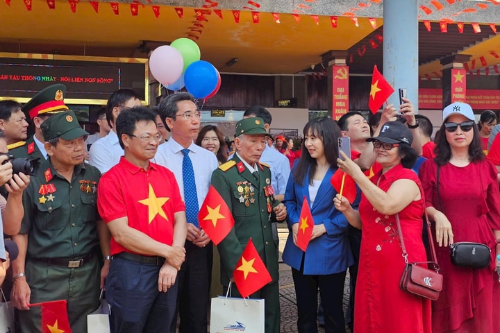 Thống Nhất – một hành trình, hai miền hội ngộ