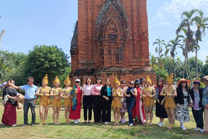 Trải nghiệm đặc biệt trên chuyến tàu “Hành trình văn hóa - Về miền đất võ”