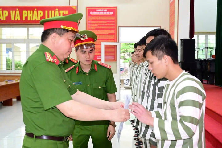 54 phạm nhân ở Hải Phòng được đặc xá dịp 30/4