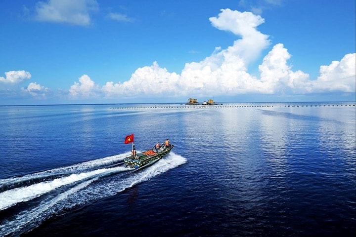 Tổ quốc tôi chưa đẹp thế bao giờ!