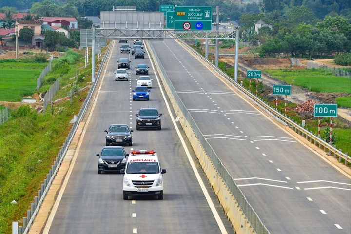 Bộ Xây dựng duyệt phương án thu phí đường bộ cao tốc Bắc - Nam