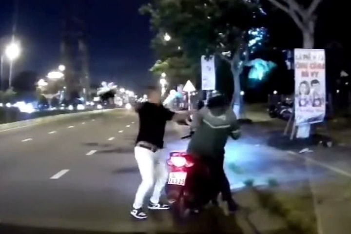 Công an vào cuộc xác minh vụ tài xế công nghệ bị hành hung