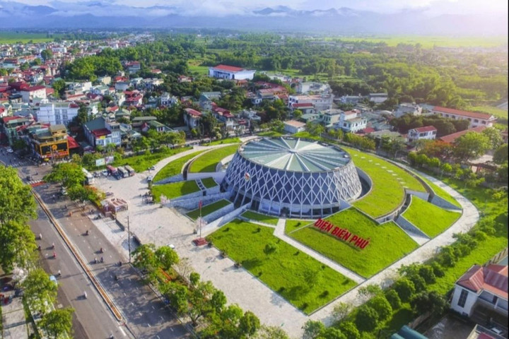 “Thiên sử vàng” của dân tộc Việt Nam