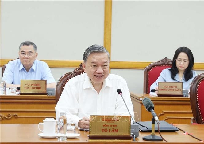 Chủ trương về dự kiến nhân sự chủ chốt các địa phương sau sáp nhập