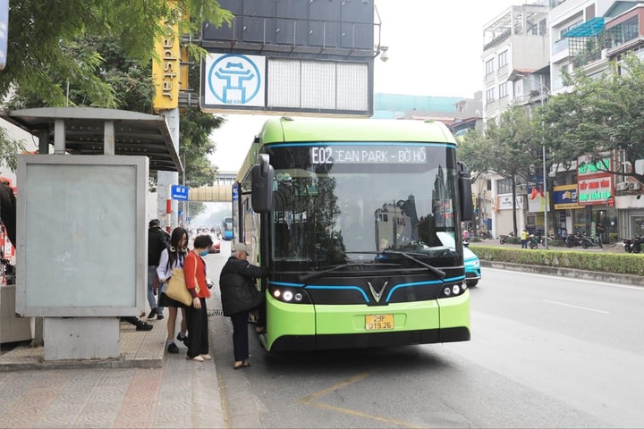 Hà Nội: Dự kiến bổ sung khoảng 2.500 - 2.700 điểm dừng xe bus