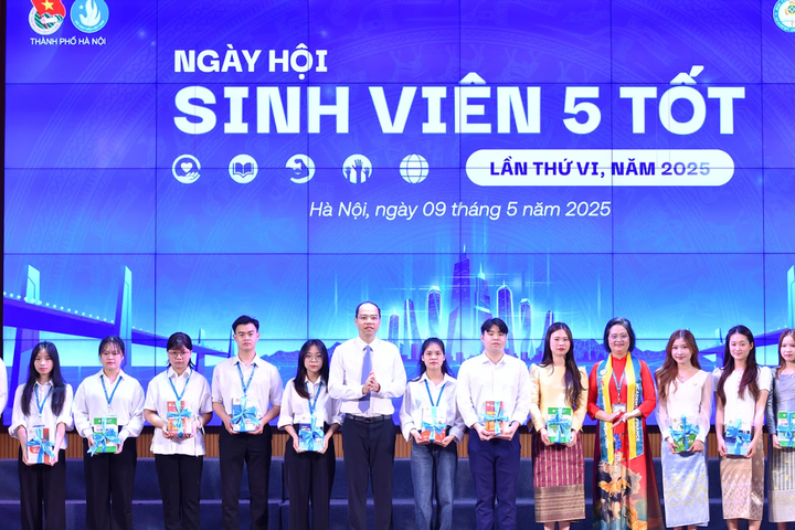Ngày hội "Sinh viên 5 tốt" với nhiều hoạt động hấp dẫn, bổ ích