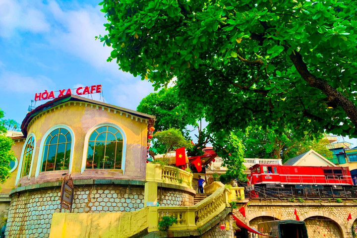 Khám phá cà phê Hỏa Xa hút khách tới 'check-in'