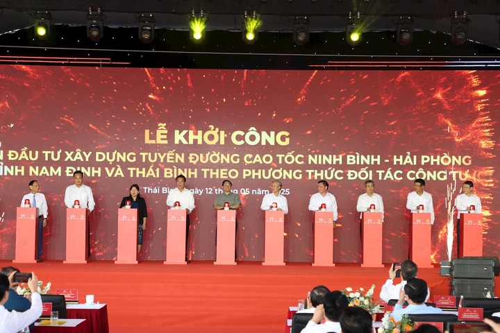 Thủ tướng dự lễ khởi công dự án cao tốc đoạn qua Nam Định - Thái Bình và khu công nghiệp Hưng Phú