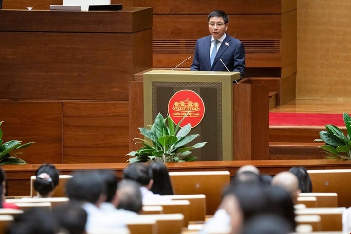 Trình Quốc hội giảm thuế VAT đến hết 2026