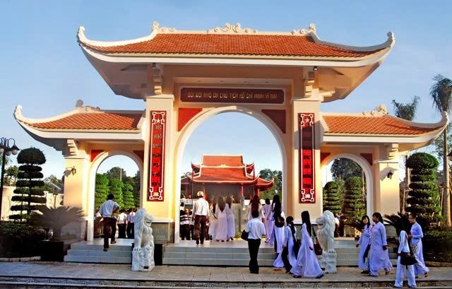 Cà Mau tổ chức nhiều hoạt động kỷ niệm 135 năm Ngày sinh Chủ tịch Hồ Chí Minh