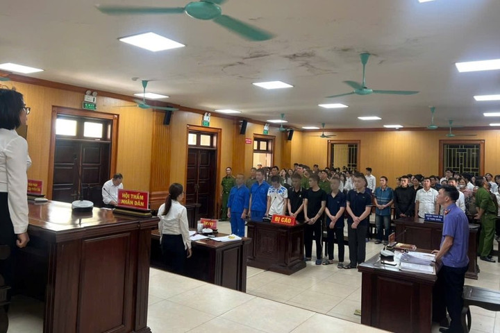 28 năm tù cho nhóm thanh niên mua bán và sử dụng trái phép chất ma túy