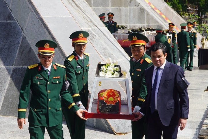 Truy điệu, an táng 26 liệt sĩ hy sinh tại Campuchia và Lào