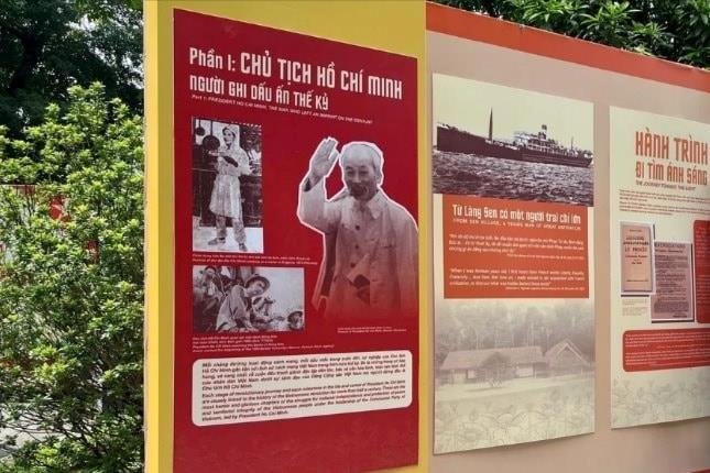 Khai mạc triển lãm "Chủ tịch Hồ Chí Minh - Tinh hoa dân tộc, tầm vóc thời đại"