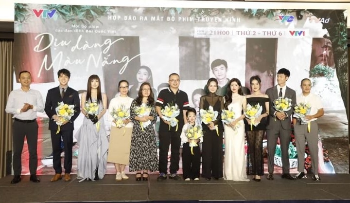 “Dịu dàng màu nắng” – Khắc họa đậm nét về đời sống người lao động