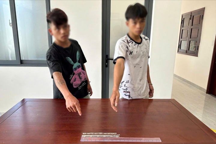 Bắt 2 đối tượng cướp tài sản của học sinh