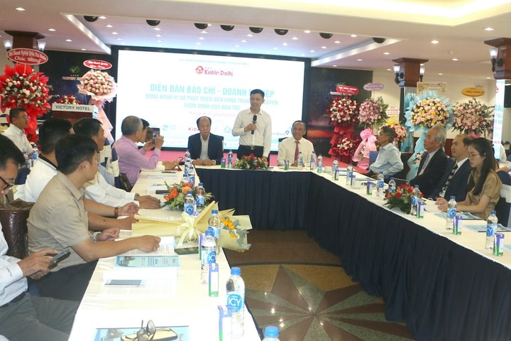 Báo chí là cầu nối giữa nhà nước, doanh nghiệp và người dân