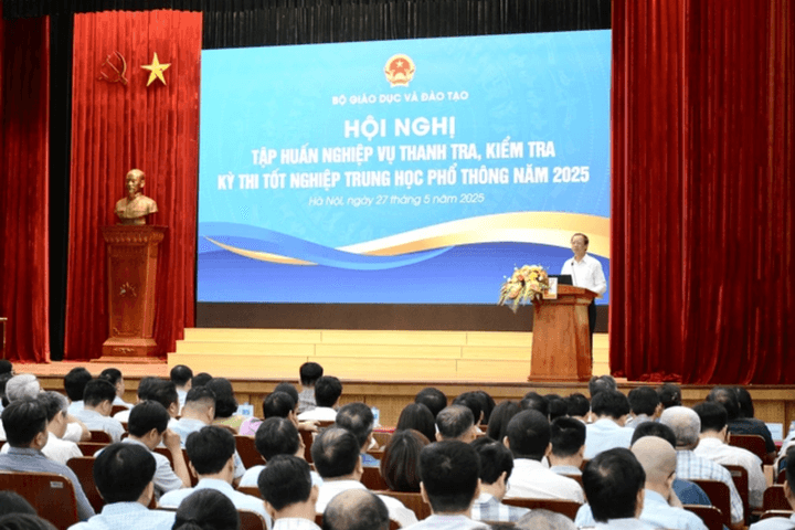 Kỳ thi tốt nghiệp THPT: Tổ chức hai bộ đề thi, siết chặt công tác thanh kiểm tra