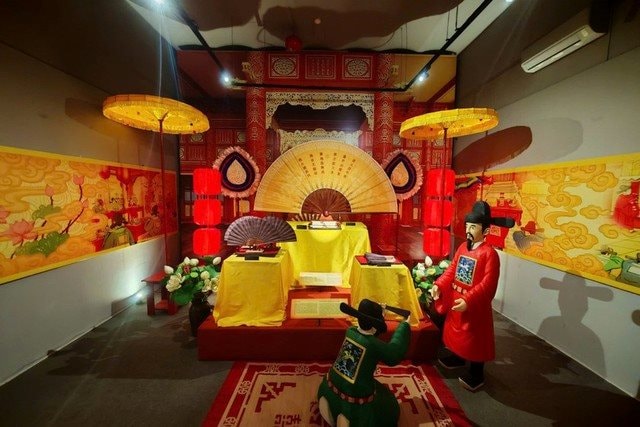 Triển lãm 'Tết Đoan ngọ xưa và nay' tại Hoàng Thành Thăng Long