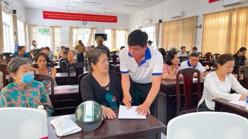 Tuyên truyền pháp luật, tư vấn cho người dân