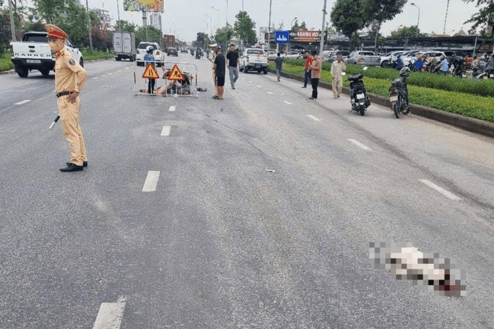 Đâm vào chó, người đàn ông nghi bị xe container cán tử vong