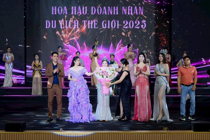 Hoa hậu Doanh nhân Du lịch Thế giới đã có chủ