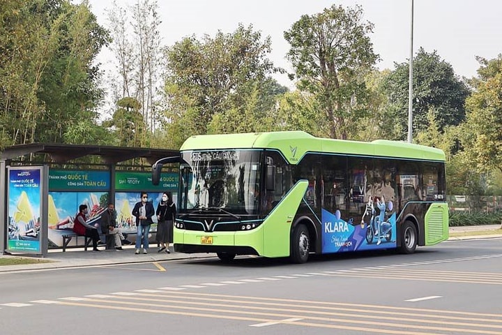 Vận hành thí điểm tuyến bus điện số 43 Kim Mã - Đông Anh từ 5/6